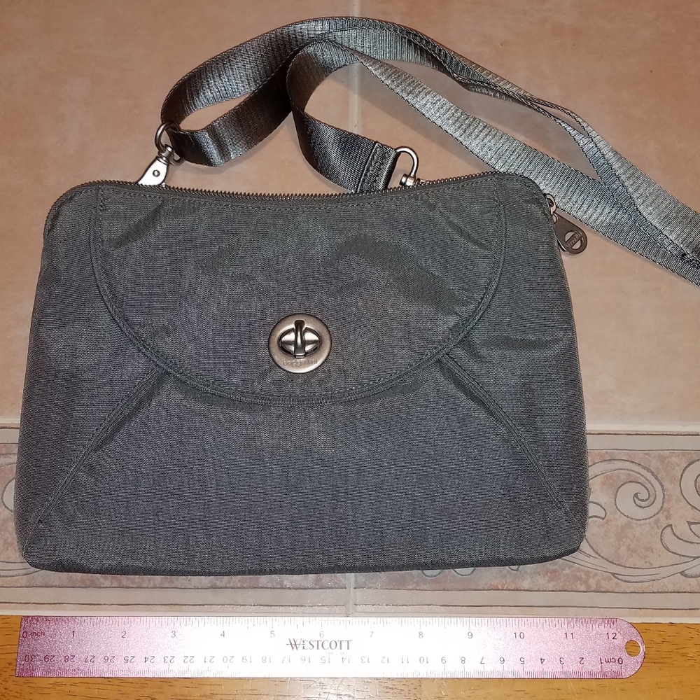 Baggalini Gray Cheetah Print Crossbody Bag